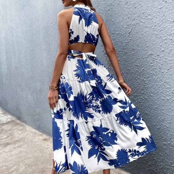 RESTOCKING! Stunning Floral Dress - Picture 4 of 7